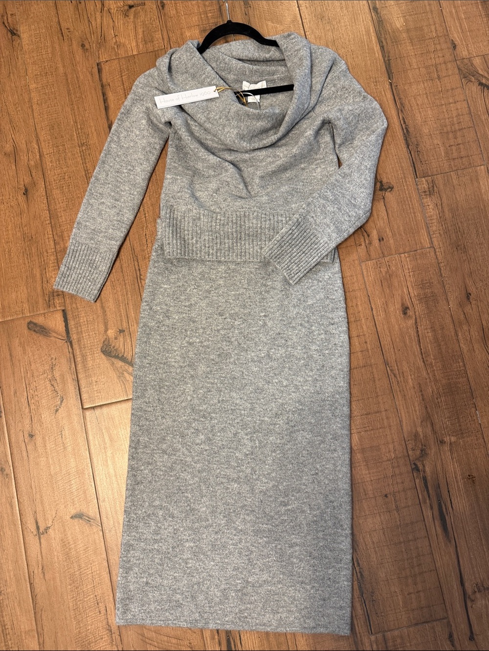 NWT House of Harlow 1960 Heather Gray Cowl Neck Knit Sweater & maxi skirt S